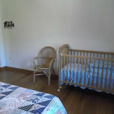 La Escuelona Apartment Pejanda