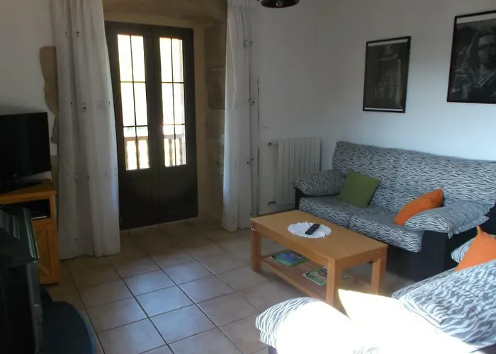 La Escuelona Pejanda