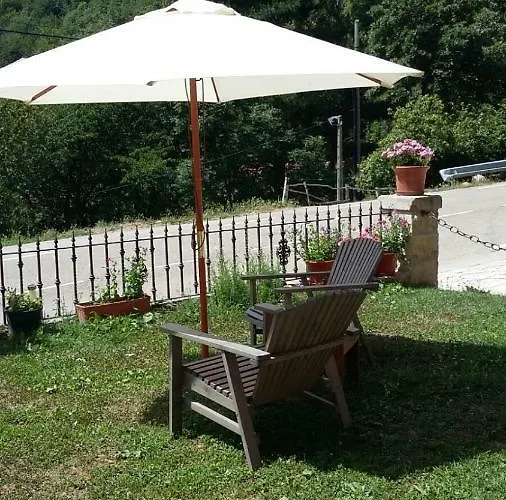 La Escuelona Pejanda